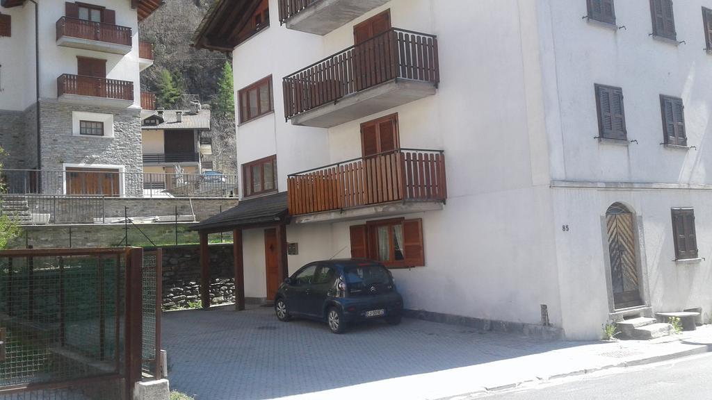 Caldo Relax Apartment Campodolcino Luaran gambar